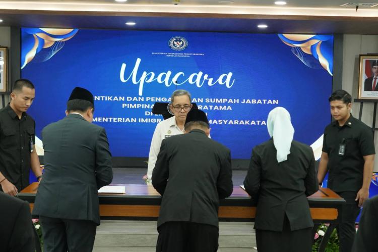 Skandal Pungli Batam Center Memanas, Kemenimipas Copot Kakanwil dan Kepala Imigrasi Batam