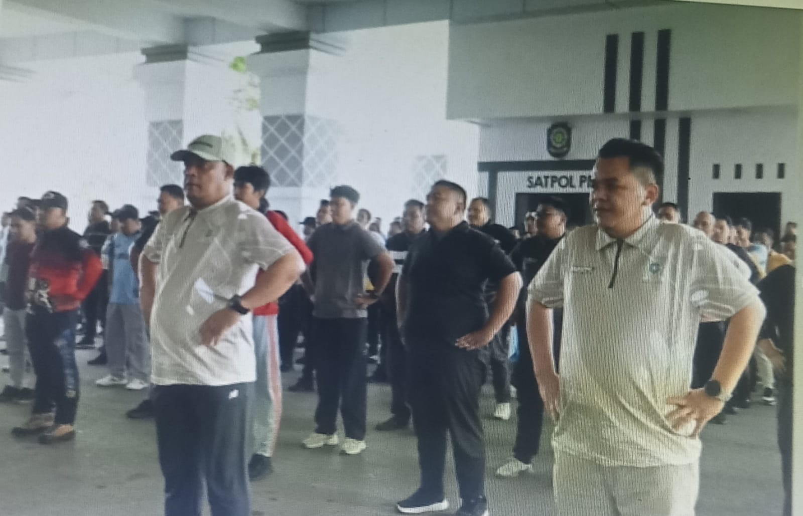 Jalan Santai dan Gotong Royong Jadi Agenda Rutin DPRD Kepri