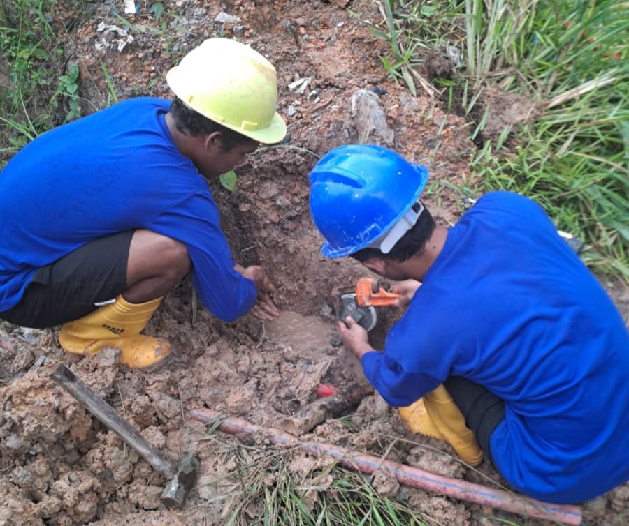 Solusi Cepat Atasi Pipa Bocor Depan Panbil Plaza, Tanpa Penghentian Suplai Air