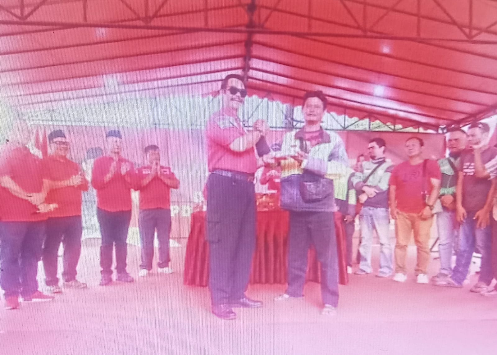 HUT ke-53 PDI Perjuangan: DPD Kepri Tebar 600 Paket Sembako Pada Warga