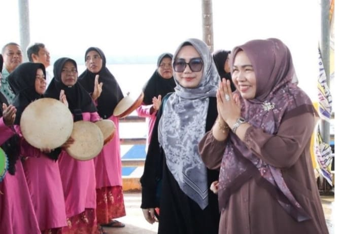 Ketua TP-PKK Batam Hadiri Kegiatan Pembinaan Akhlak Mulia di Pulau Jaloh Bulang