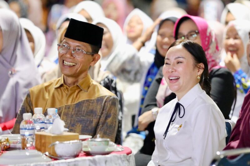 Keterangan Poto: Wali Kota Batam, Amsakar Achmad, dan Wakil Wali Kota Batam, Li Claudia Chandra. (Foto/mcb)