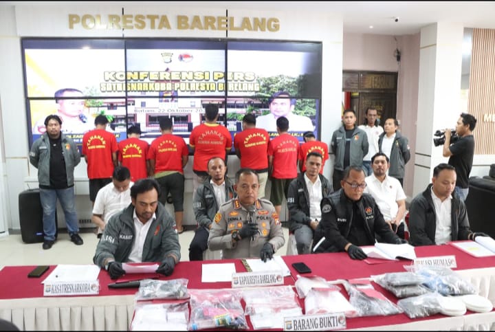 Gagalkan Peredaran Sabu dan Ganja, Polresta Barelang Amankan Hampir 2,8 Kilogram Narkoba dan 7 Tersangka