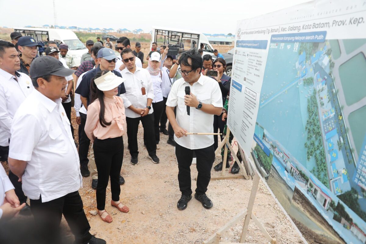 Menteri KKP Tinjau Lokasi KNMP di Batam, Didampingi Li Claudia Candra