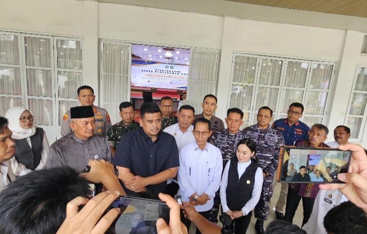 Wujud Solidaritas, Pemko Batam Serahkan Bantuan Rp4,7 Miliar untuk Korban Bencana di Sumatera Utara