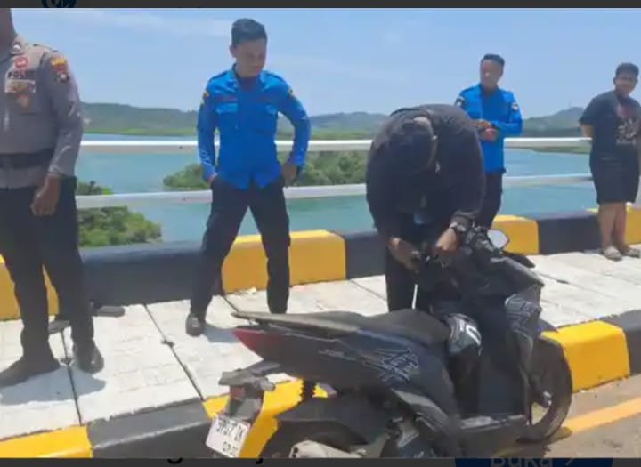Pria Berinisial N Diduga Bunuh Diri Lompat dari Jembatan 5 Barelang, Tim SAR Lakukan Pencarian Intensif