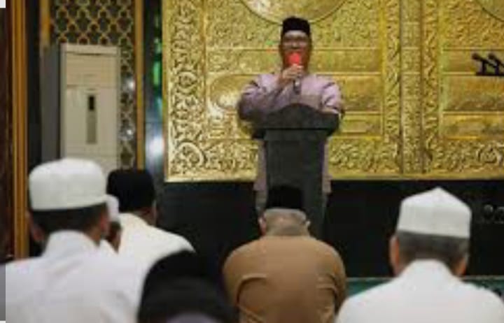 Pastikan Program Rakyat Tetap Jalan, Wagub Nyanyang Kucurkan Hibah Rp200 Juta di Bintan