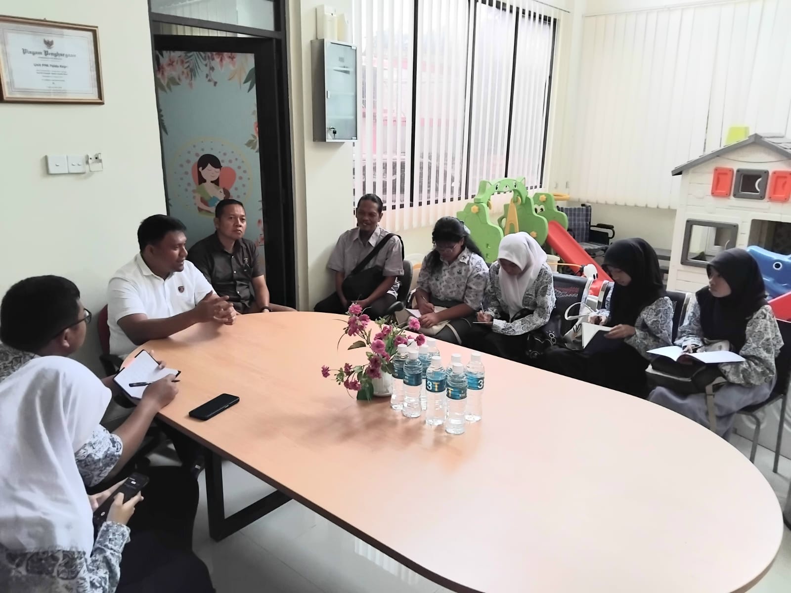 JMSI Kepri Dampingi Pelajar SMAN 26 Batam Praktek Jurnalistik di Subdit IV Ditreskrimum Polda Kepri