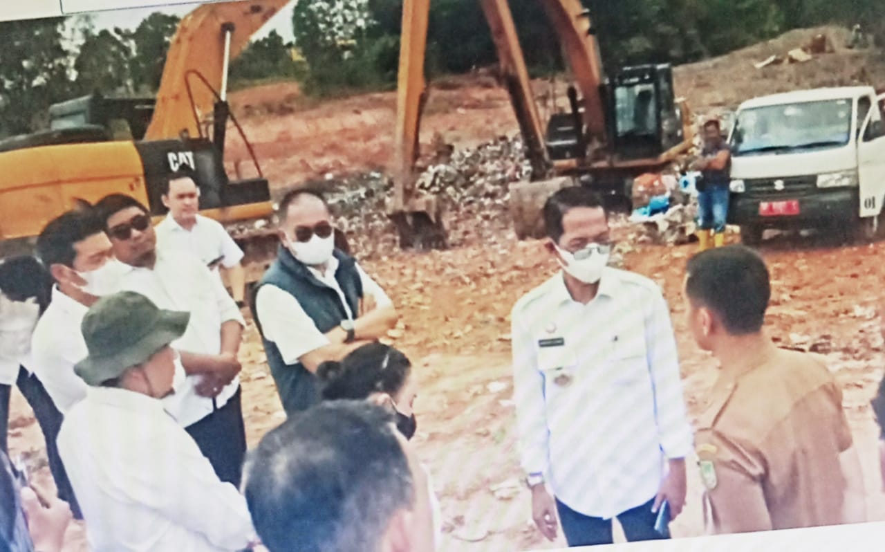 Amsakar Sidak Tumpukan Sampah di Akses IPAL Bengkong: Tegaskan Penanganan Harus Tuntas dan Berkelanjutan