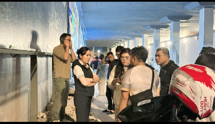Keterangan Poto: Wakil Kepala BP Batam, Li Claudia Chandra, tinjau lokasi aksi rayab besi di terowongan pelita (foto/Humas BP Batam)