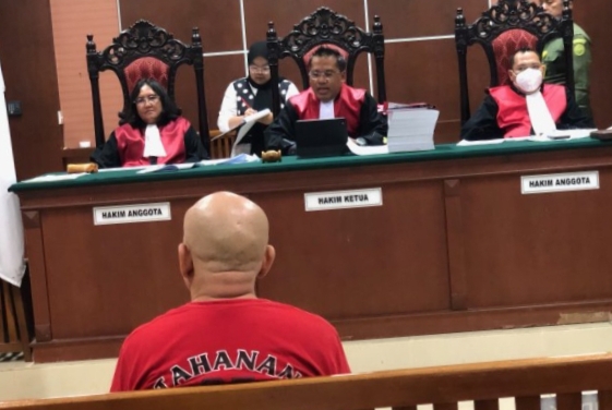 Sidang Dugaan Pelanggaran UU ITE di Batam: Yusril Koto Kembali Duduk di Kursi Pesakitan