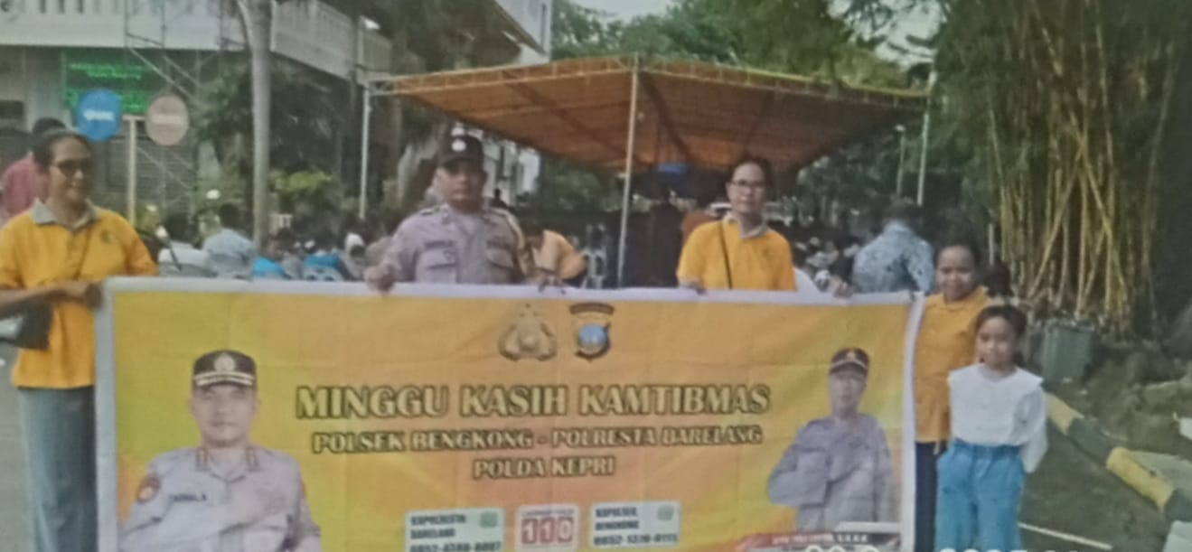 Hangat dan Damai, Polsek Bengkong Gelar "Minggu Kasih" di Gereja Santo Damaen