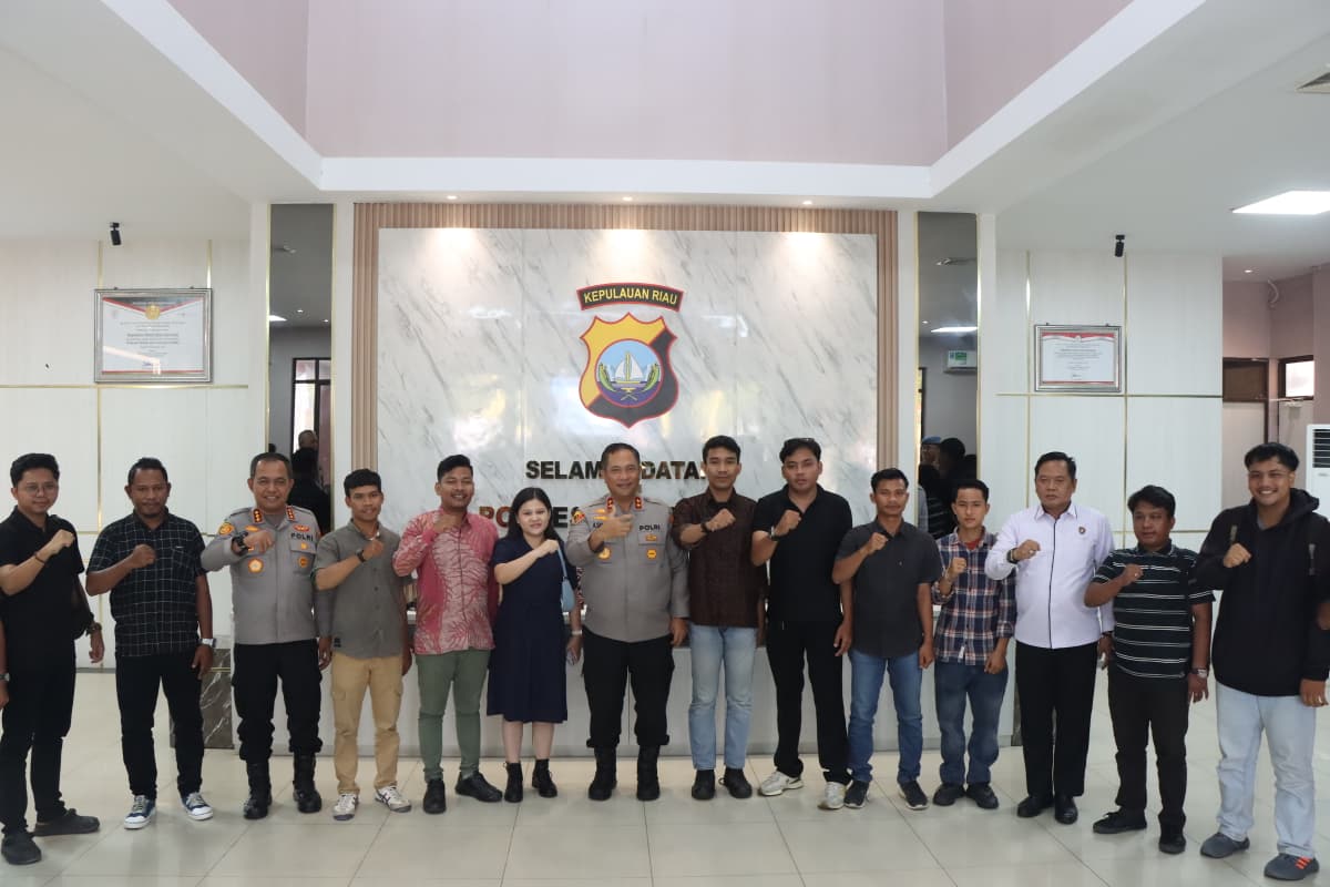 KAPOLDA KEPRI AUDIENSI BERSAMA ORGANISASI MAHASISWA DI BATAM